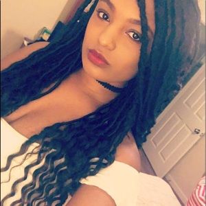 Meet your Posher, Jasmine